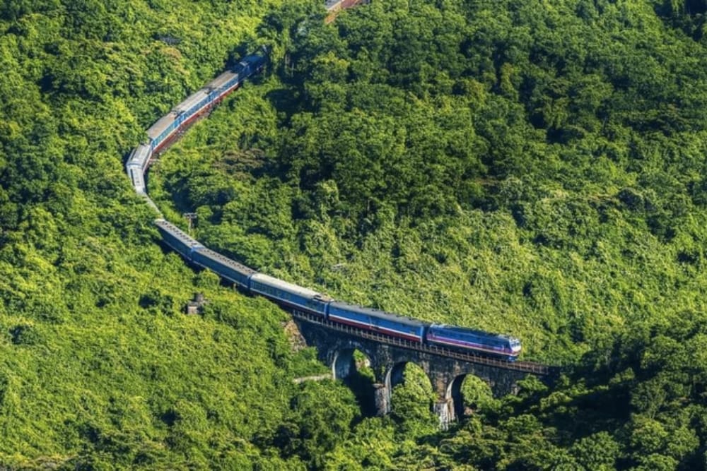Train to Ninhbinh