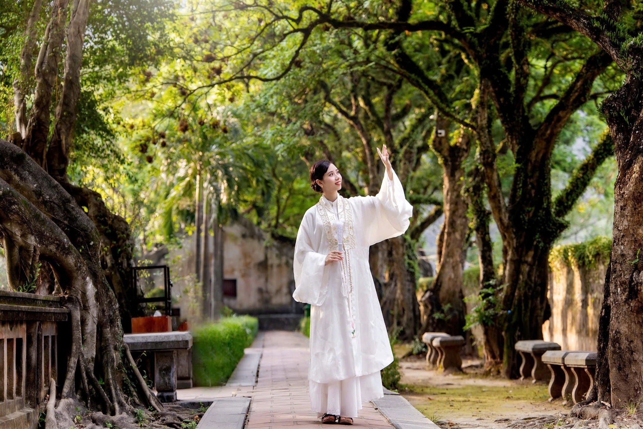 he historical site is open daily, welcoming visitors from 7:00 AM to 5:00 PM