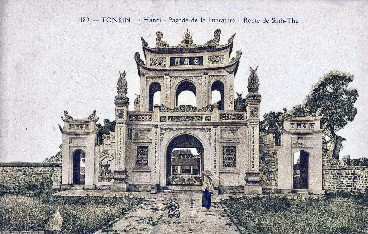 A historical depiction of Emperor Ly Thanh Tong, who established the temple in 1070 to honor Confucius and promote learning.