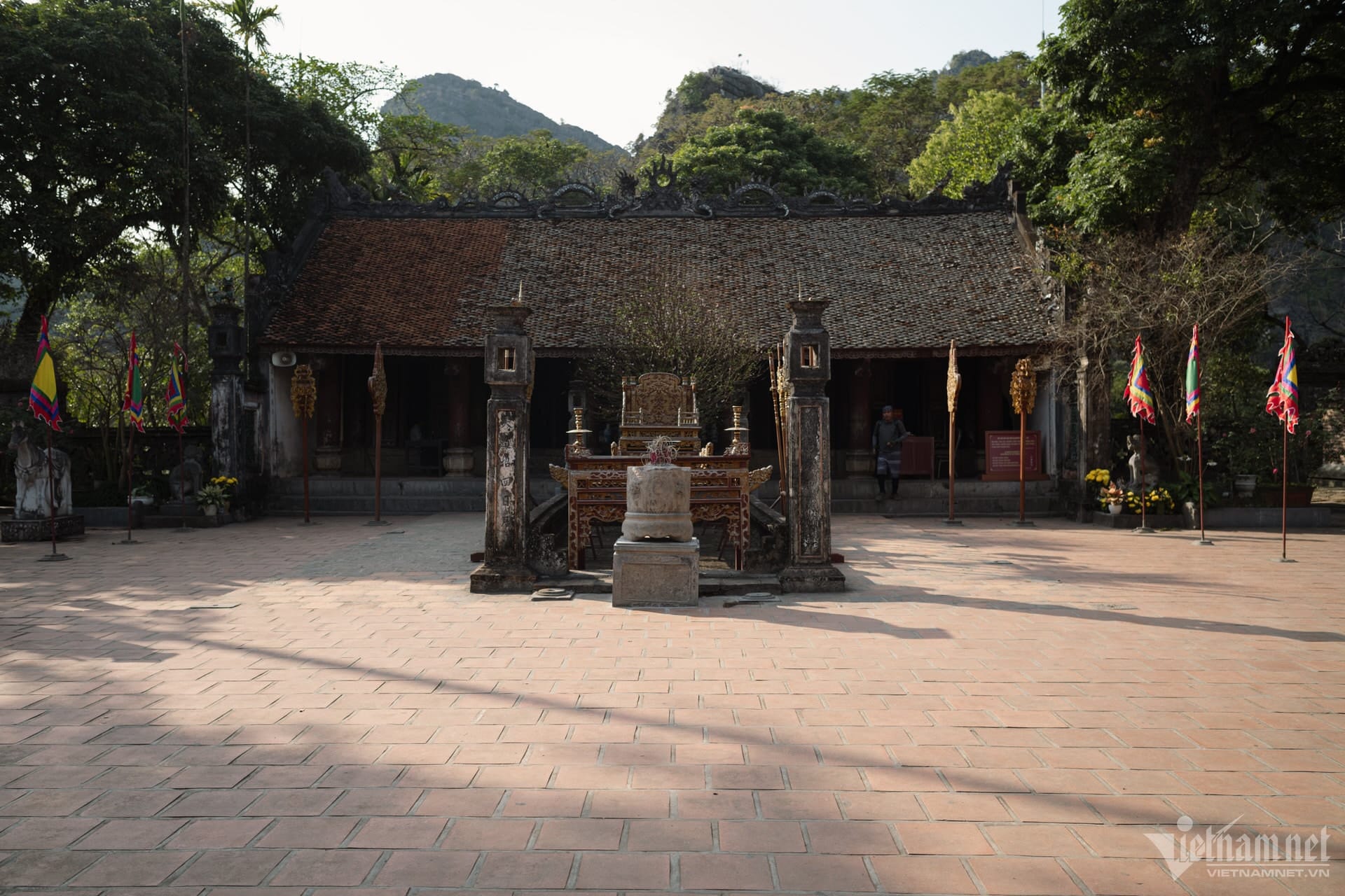 Discover the most historically profound Ninh Binh Attractions that echo the nation’s heroic past.