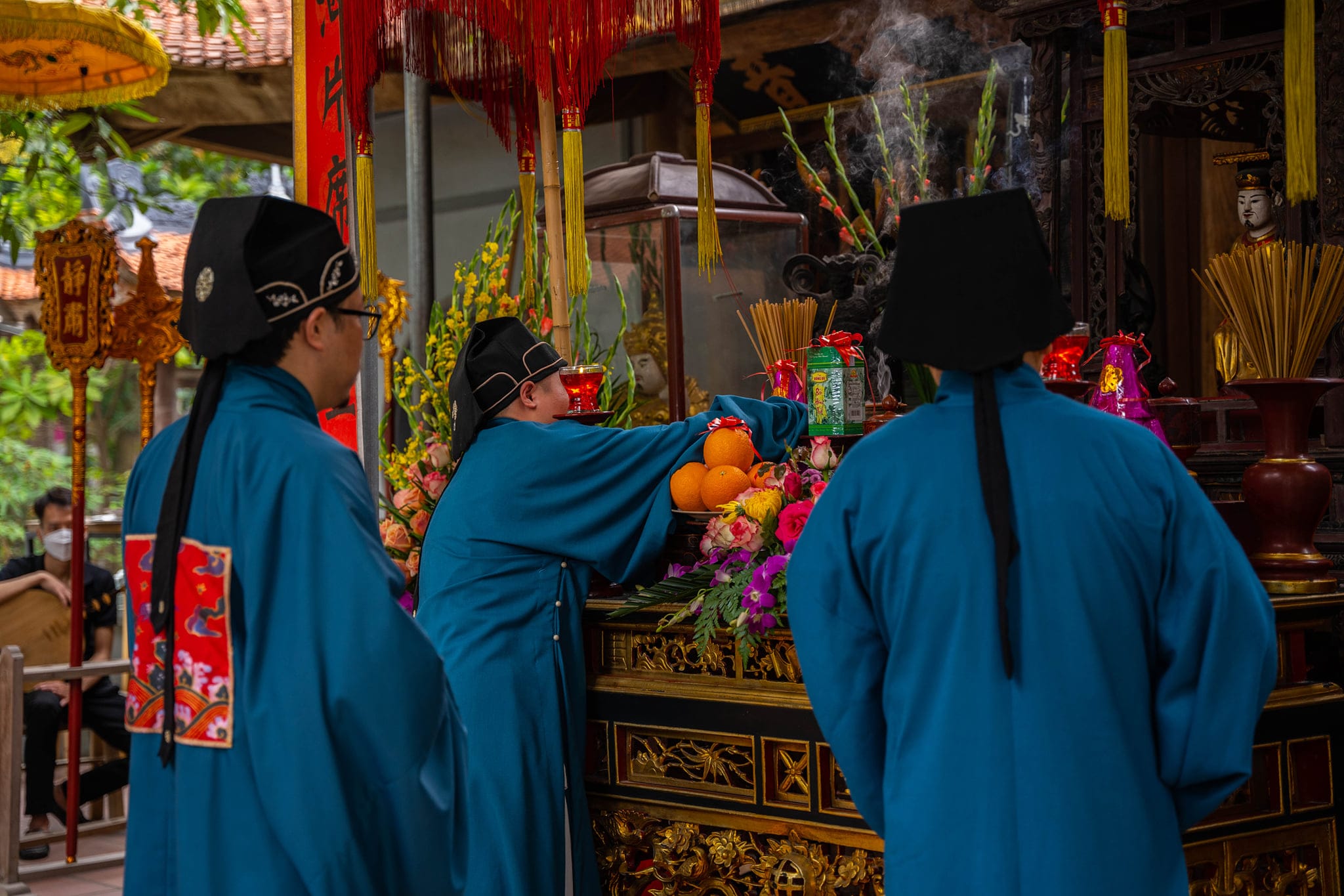 This area is the heart of the temple, housing altars and statues of Confucius and his greatest disciples, and it is used for important academic events and traditional ceremonies.