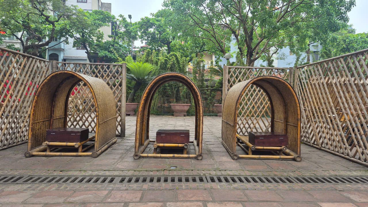 A close-up of a Bamboo examination tent or Lều chõng, used during the rigorous triennial exams.