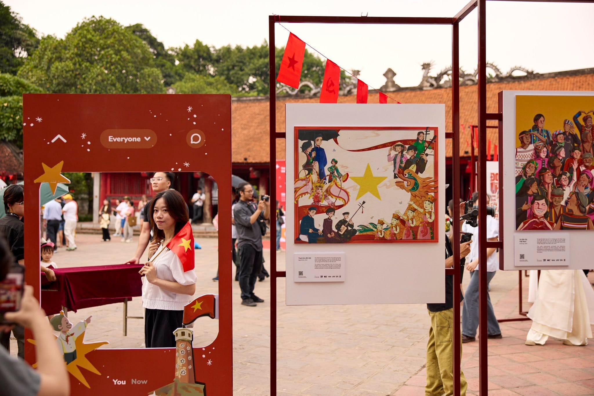 Exploring the rotating exhibitions, which bring the history of the Imperial Academy to life for modern visitors.