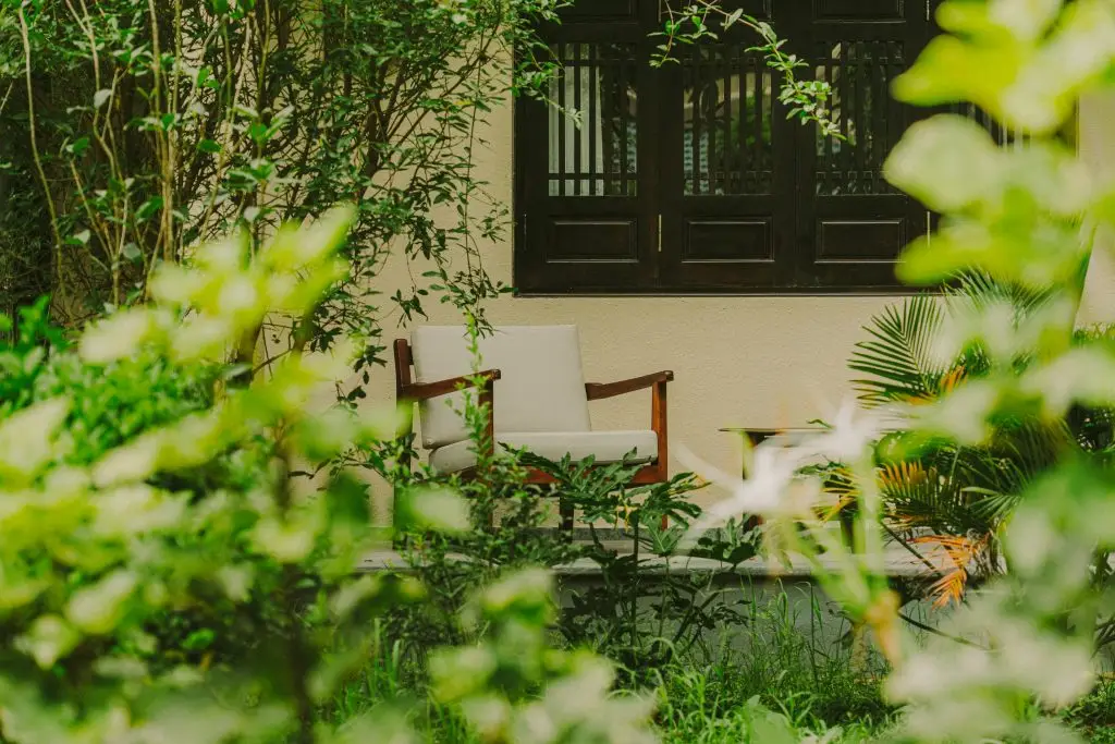 Luxury / Heritage Zone: Jiva Hoa Lu Retreat