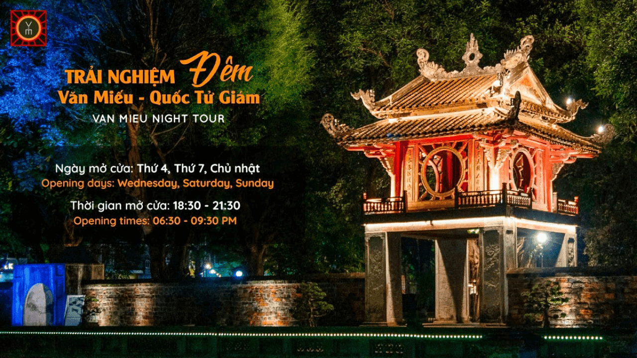 The impressive 3D Mapping Show, "The Essence of Scholarly Tradition" (Tinh Hoa Đạo Học), projected onto the temple walls.