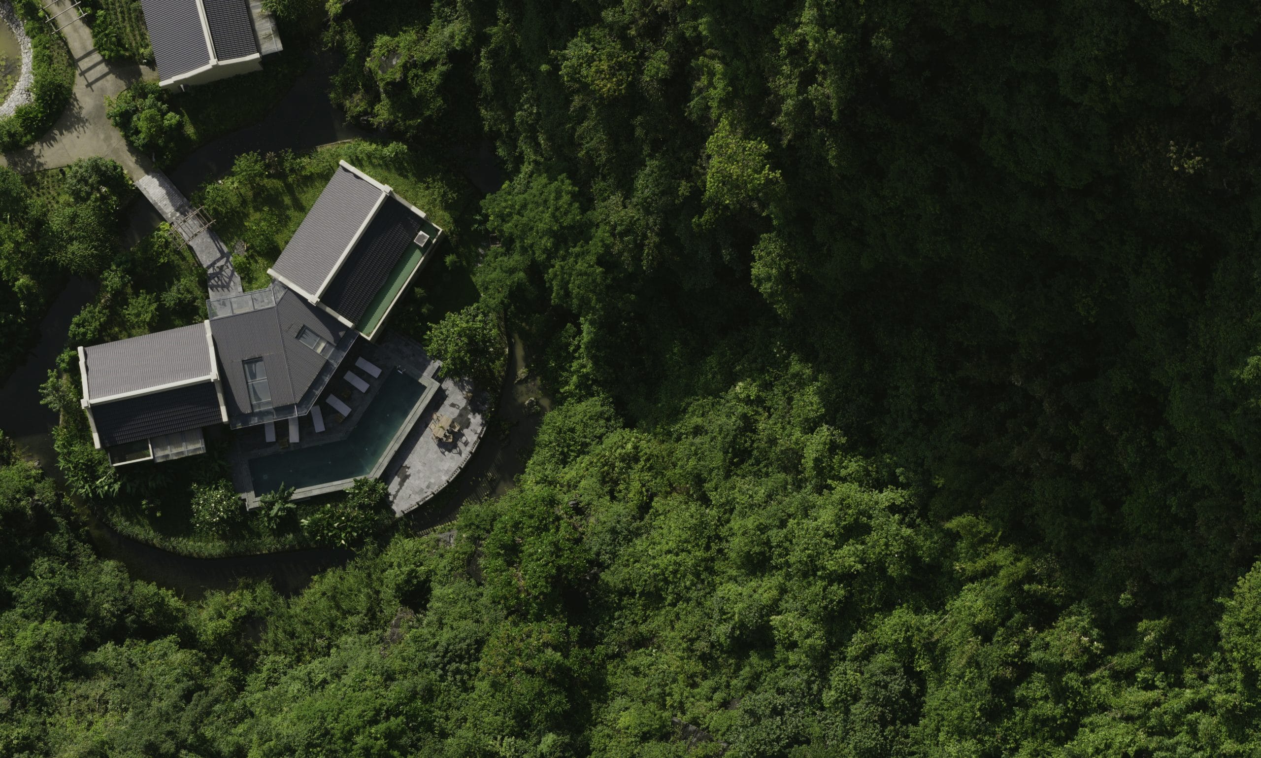 Elevating a romantic holiday by booking a secluded retreat built for an elite track of couples travel vietnam