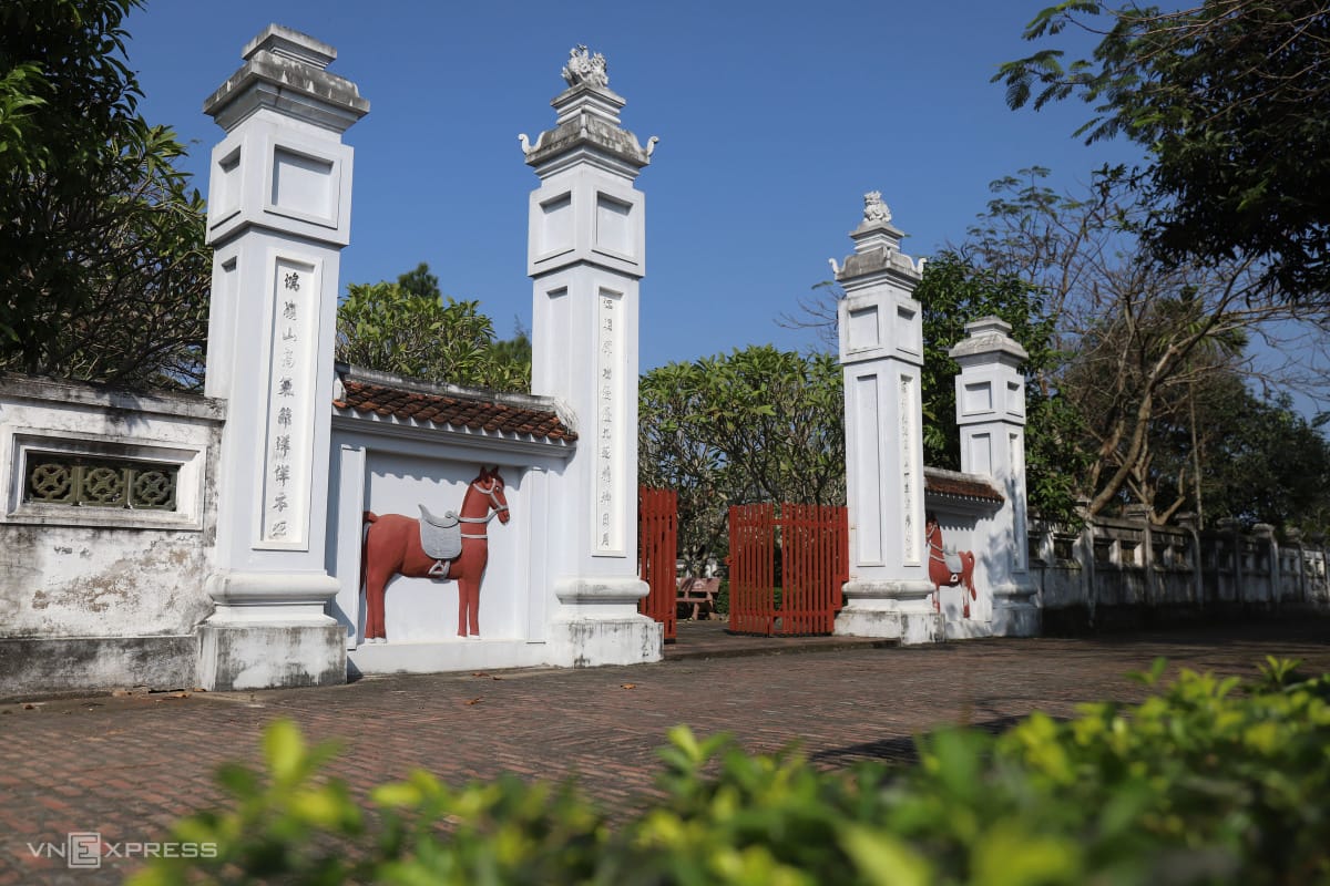 A monument commemorating the illustrious scholar-official Nguyen Cong Tru