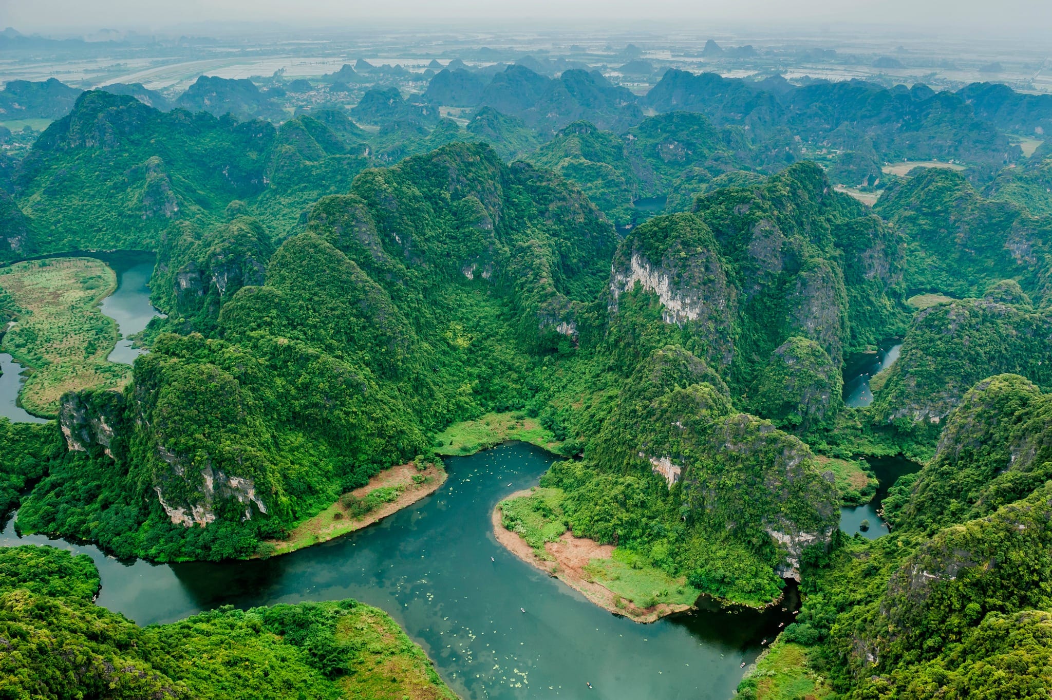 Mua Caves offers a perfect blend of challenging adventure and tranquil natural beauty in Ninh Binh.