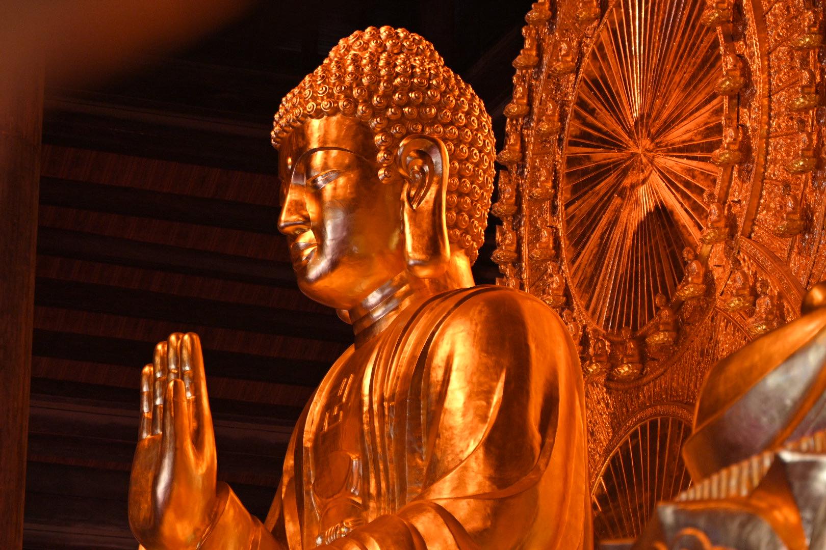 Contemplating the flow of time and existence within the symbolic Three Periods Temple