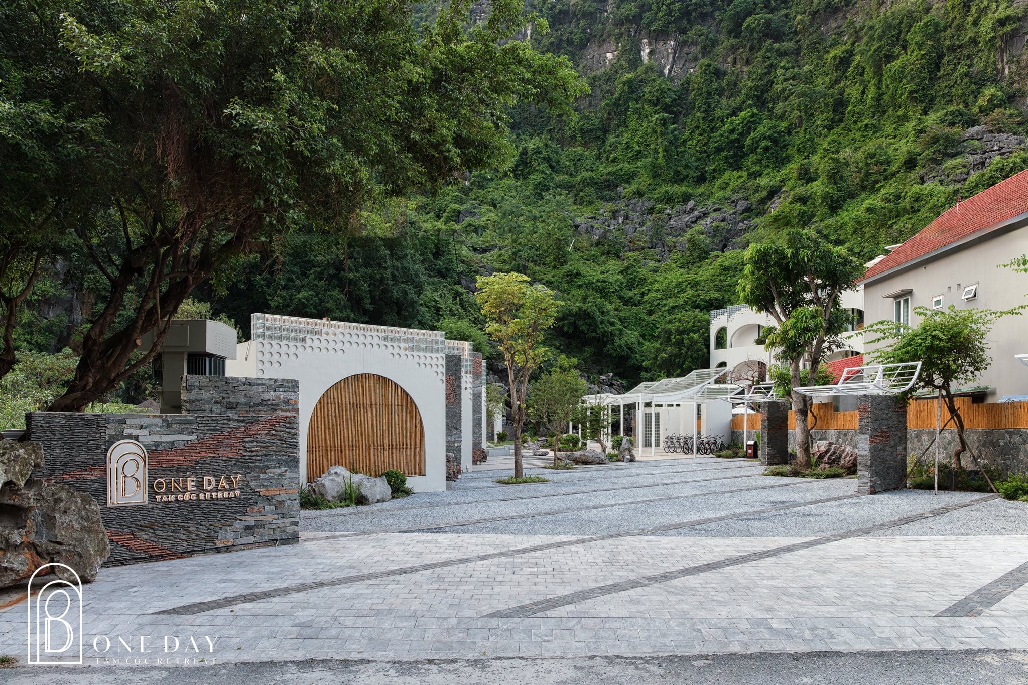 An intimate retreat feeling more like a private home than a resort, perfect for solo travelers.