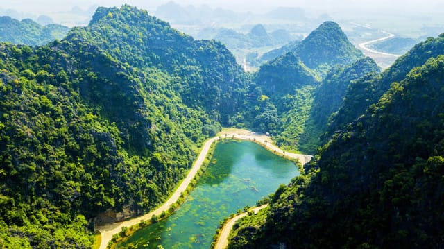 The Landscape of Am Tien